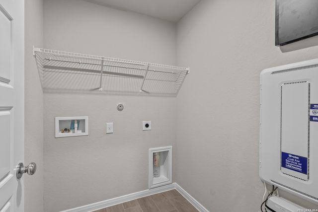 241 Gathering Drive, San Antonio, TX 78245