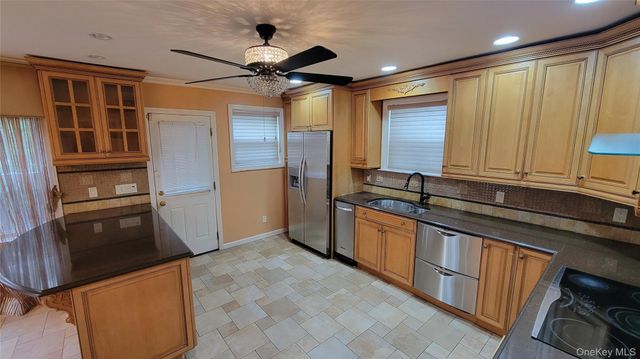 186-20 Troon Road, Jamaica Estates, NY 11432