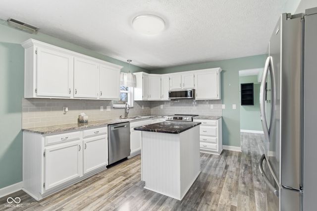 2123 Witt Road, Lebanon, IN 46052