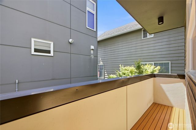 2247 NW 64th Street, Seattle, WA 98107