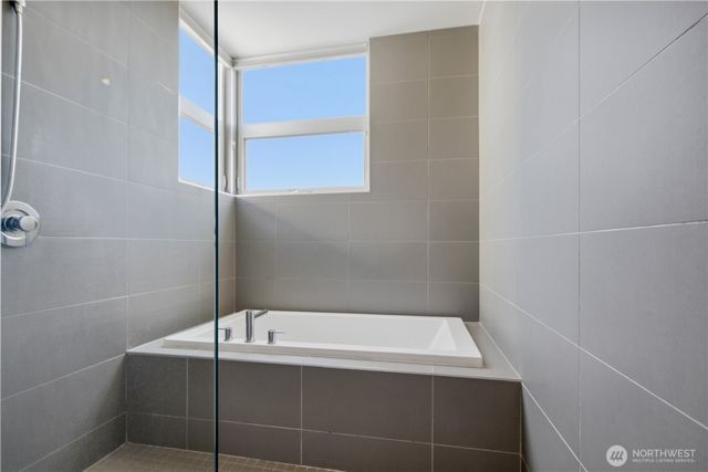 2247 NW 64th Street, Seattle, WA 98107