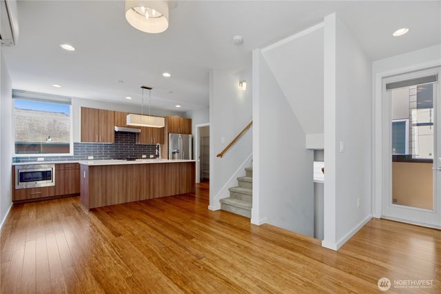 2247 NW 64th Street, Seattle, WA 98107