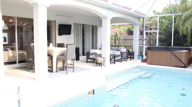 132 Cambridge Court, Indialantic, FL 32903