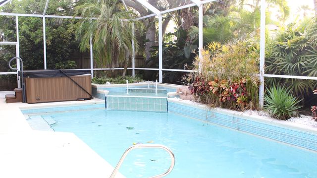 132 Cambridge Court, Indialantic, FL 32903