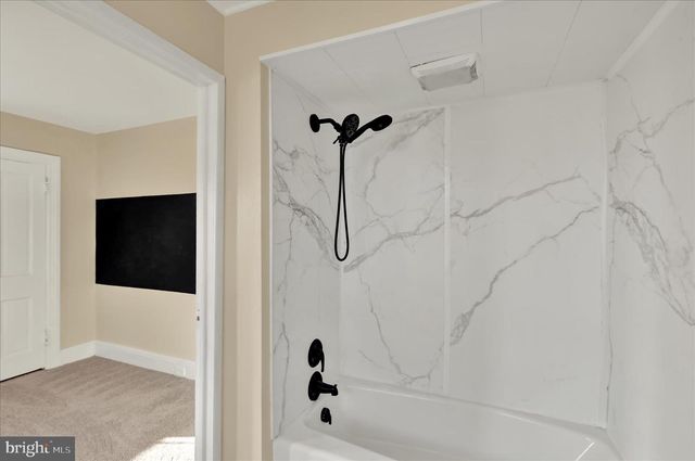 832 HOUSTON ST, Columbia, PA 17512