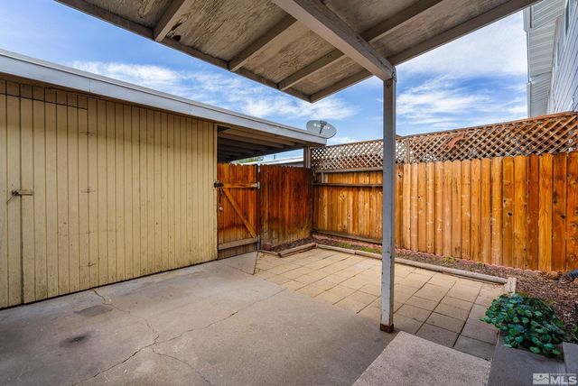 28 Smithridge, Reno, NV 89502