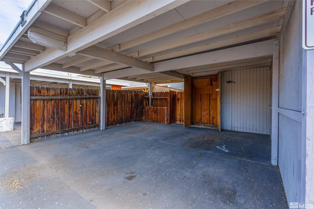 28 Smithridge, Reno, NV 89502