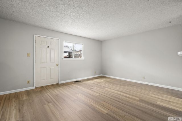 28 Smithridge, Reno, NV 89502