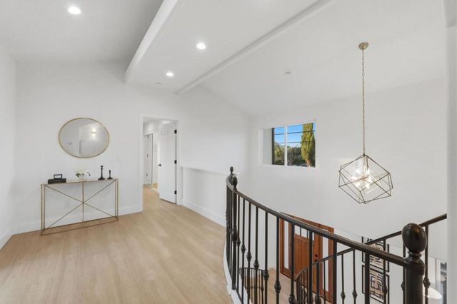 401 Carroll Street, Sunnyvale, CA 94086