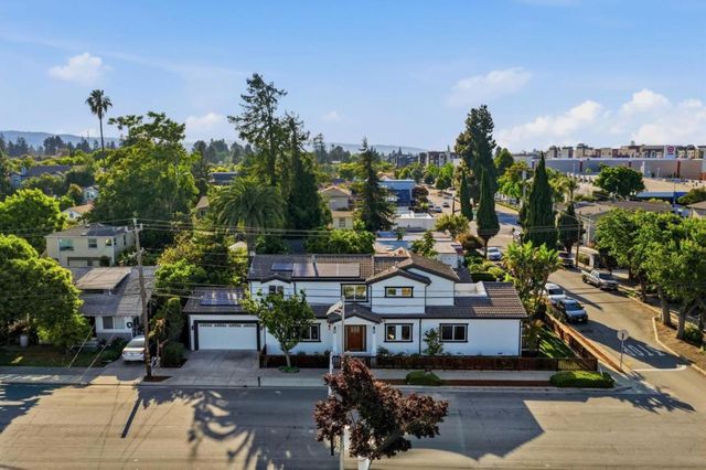 401 Carroll Street, Sunnyvale, CA 94086