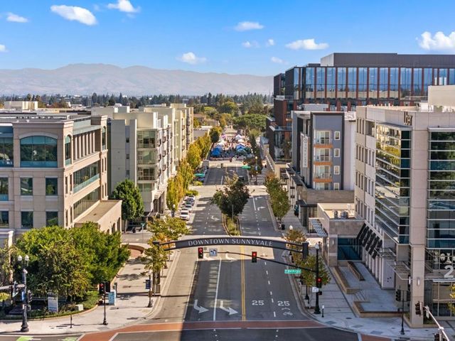 401 Carroll Street, Sunnyvale, CA 94086