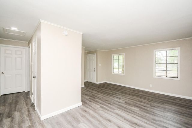 713 Wafer Street, Pasadena, TX 77506