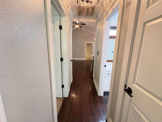 7 Odessa Drive, Cherokee Village, AR 72529