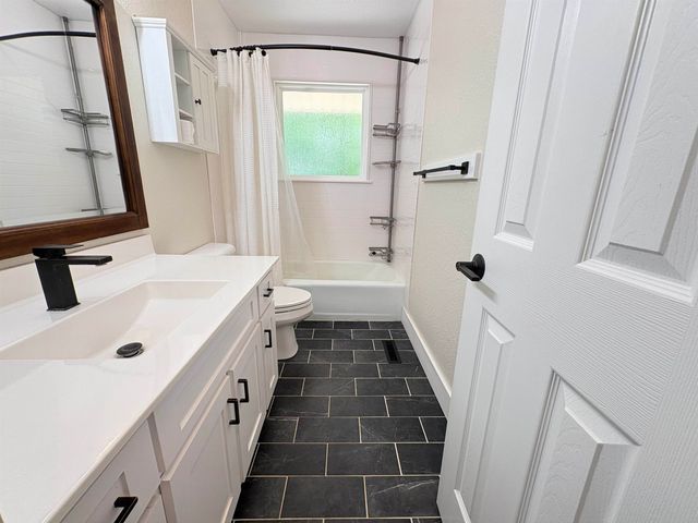 7 Odessa Drive, Cherokee Village, AR 72529