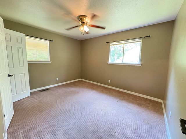 7 Odessa Drive, Cherokee Village, AR 72529