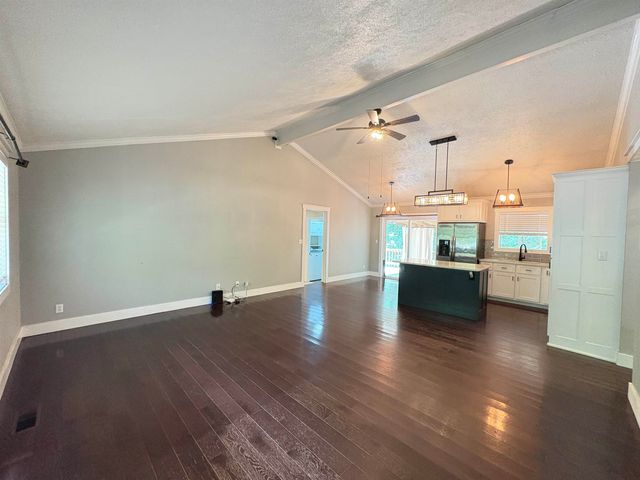 7 Odessa Drive, Cherokee Village, AR 72529