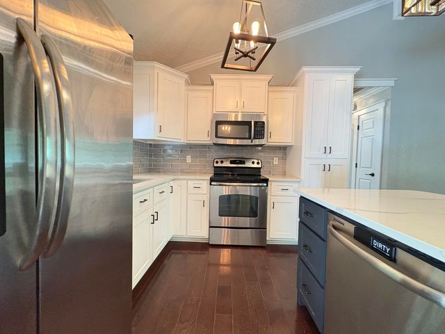 7 Odessa Drive, Cherokee Village, AR 72529