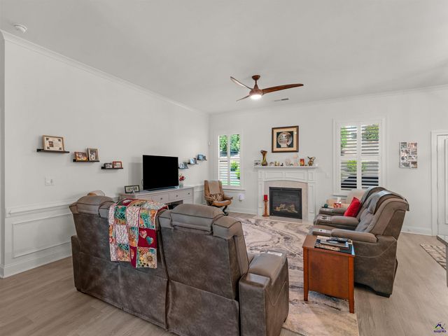 1308 Linkview Crossing, Locust Grove, GA 30248