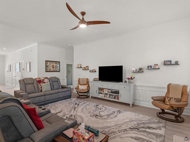 1308 Linkview Crossing, Locust Grove, GA 30248