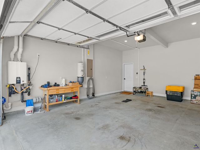 1308 Linkview Crossing, Locust Grove, GA 30248