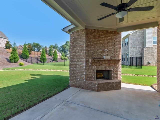 1308 Linkview Crossing, Locust Grove, GA 30248