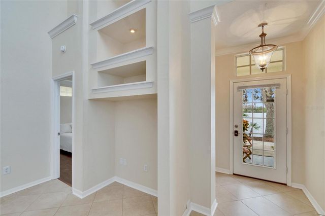 9105 CRYSTAL COMMONS WAY, Tampa, FL 33626