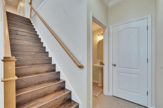 9105 CRYSTAL COMMONS WAY, Tampa, FL 33626