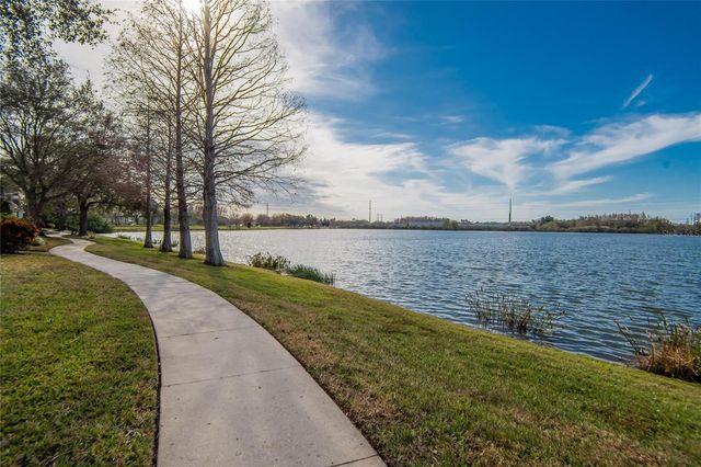 9105 CRYSTAL COMMONS WAY, Tampa, FL 33626