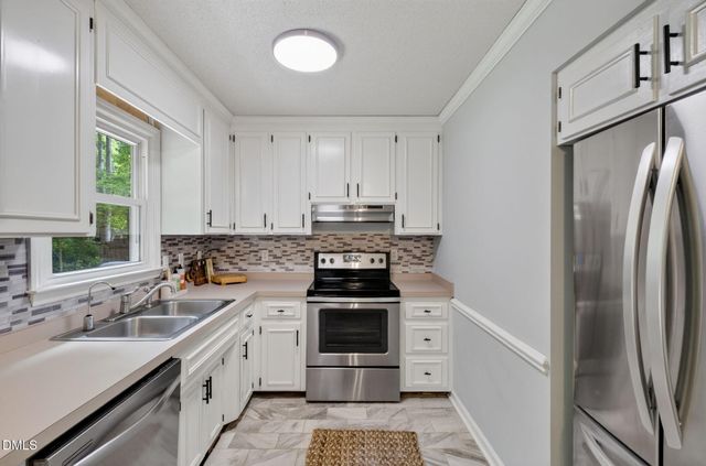 412 Meadow Run, Knightdale, NC 27545