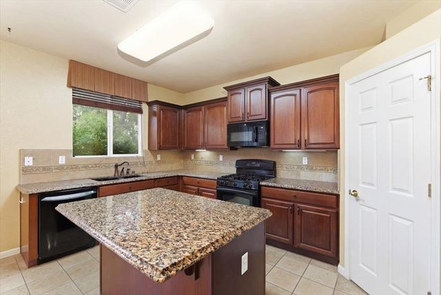 141 Caravaggio Cir, Sacramento, CA 95835