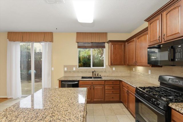 141 Caravaggio Cir, Sacramento, CA 95835