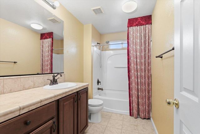 141 Caravaggio Cir, Sacramento, CA 95835