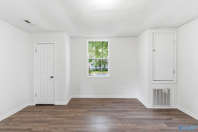 3215 Clopton Street SW, Huntsville, AL 35805