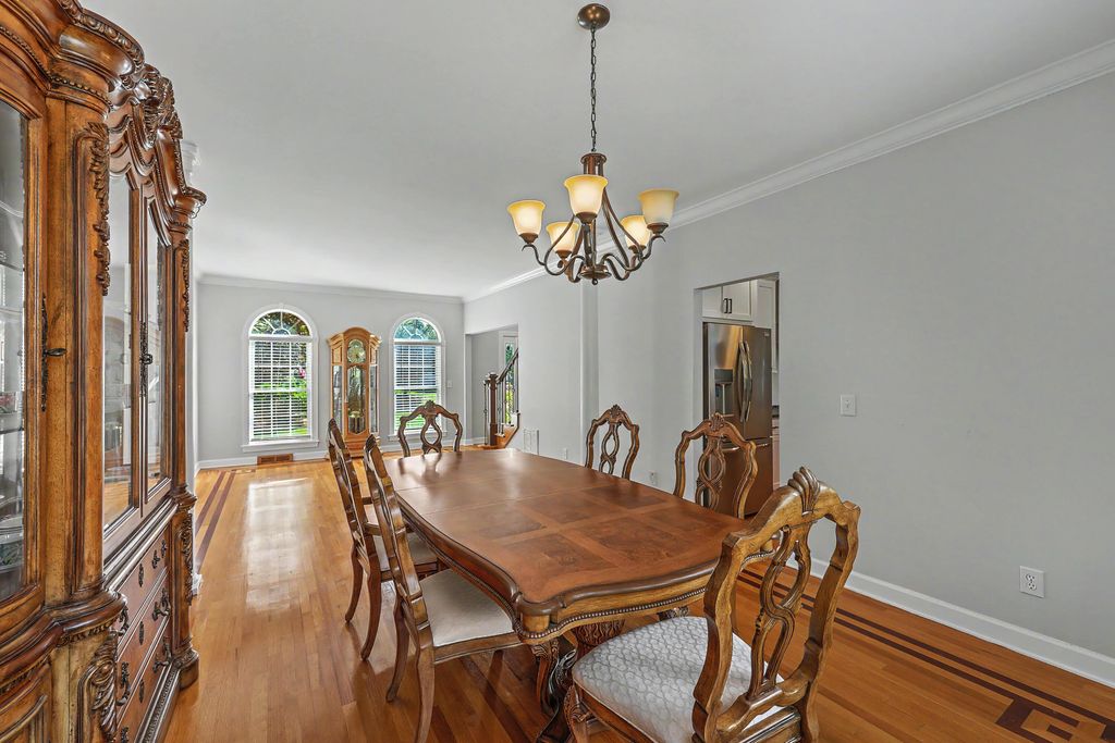 Image 20 of property listing at 105 Glen Eagles Drive, Summerville, SC 29483