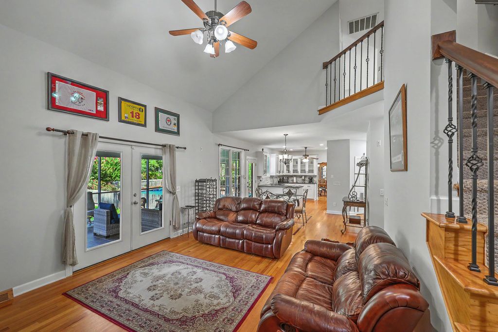 Image 23 of property listing at 105 Glen Eagles Drive, Summerville, SC 29483