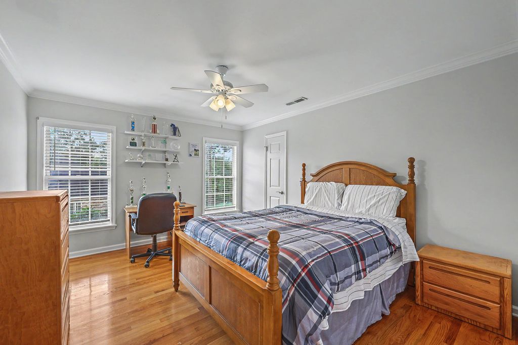 Image 45 of property listing at 105 Glen Eagles Drive, Summerville, SC 29483
