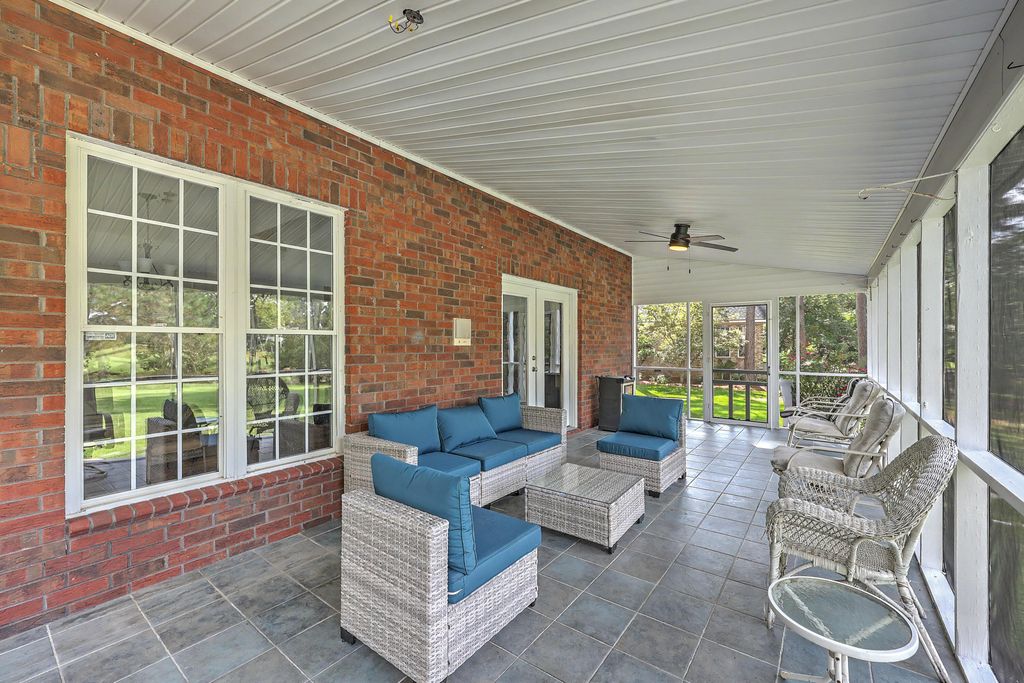 Image 49 of property listing at 105 Glen Eagles Drive, Summerville, SC 29483