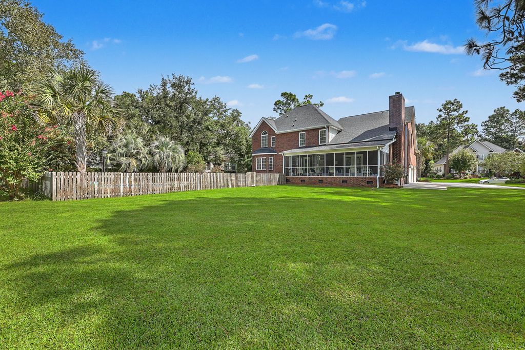 Image 56 of property listing at 105 Glen Eagles Drive, Summerville, SC 29483