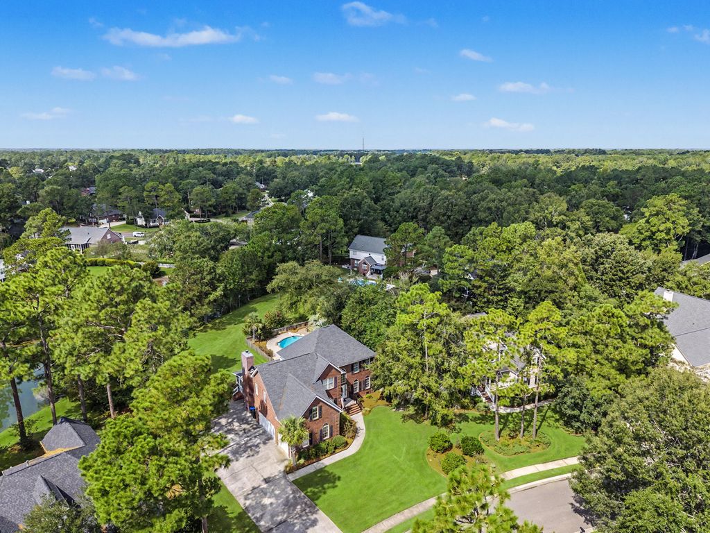 Image 63 of property listing at 105 Glen Eagles Drive, Summerville, SC 29483