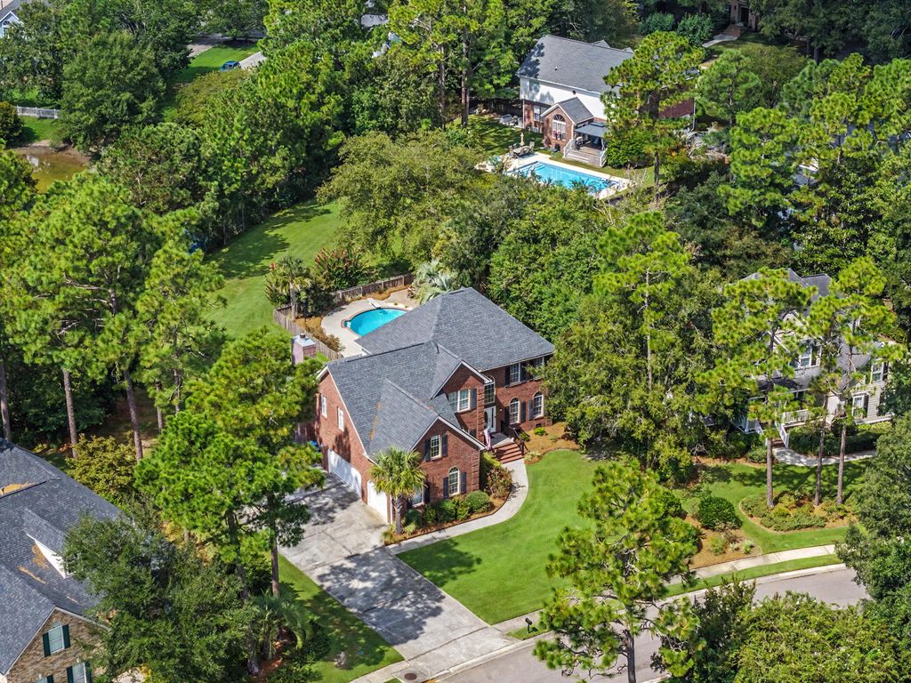 Image 76 of property listing at 105 Glen Eagles Drive, Summerville, SC 29483