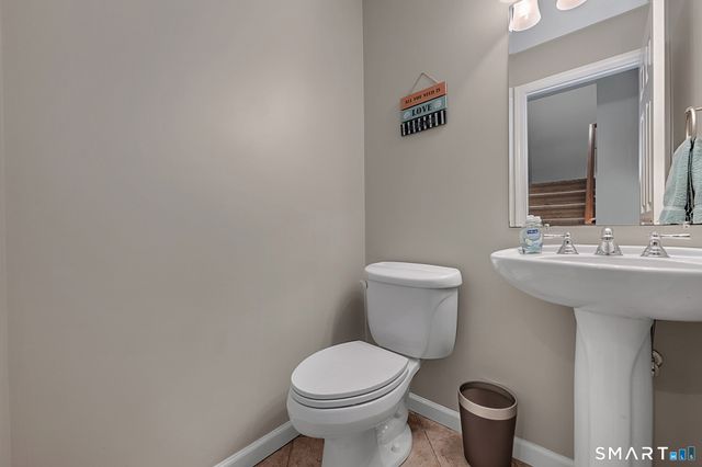 30 Silver Sands Road C9, East Haven, CT 06512