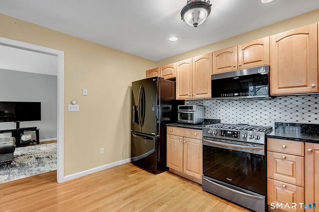 30 Silver Sands Road C9, East Haven, CT 06512