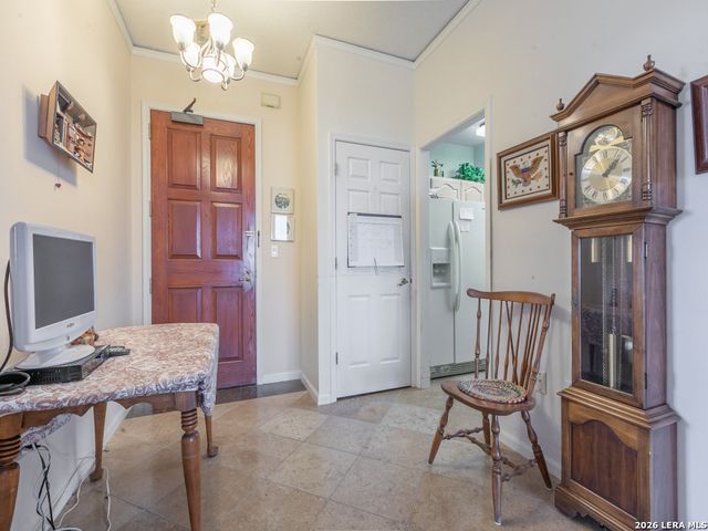 1 Towers Park Ln Apt 606, San Antonio, TX 78209