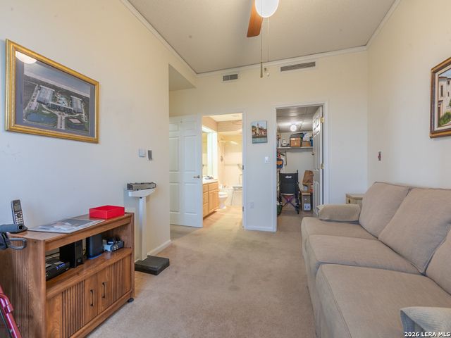 1 Towers Park Ln Apt 606, San Antonio, TX 78209