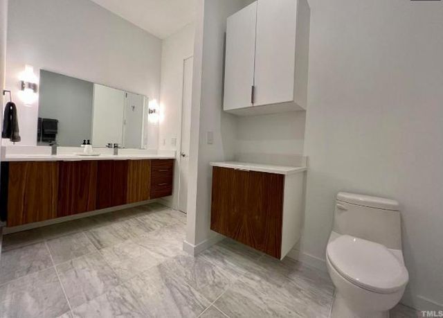 522 S Harrington Street 102, Raleigh, NC 27601