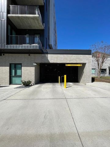 522 S Harrington Street 102, Raleigh, NC 27601