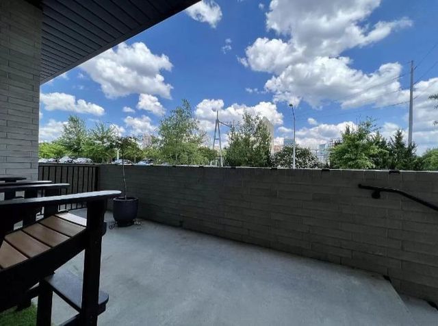 522 S Harrington Street 102, Raleigh, NC 27601