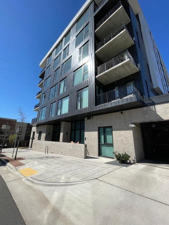 522 S Harrington Street 102, Raleigh, NC 27601