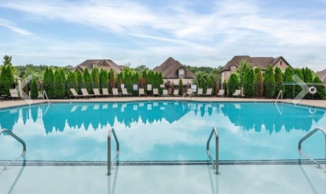 339 Midtown Trl, Mount Juliet, TN 37122