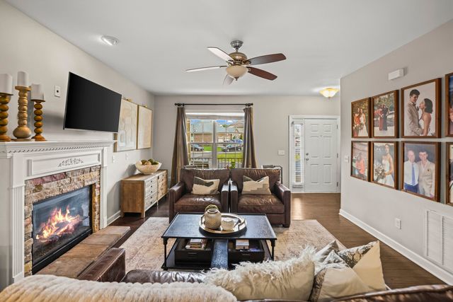 339 Midtown Trl, Mount Juliet, TN 37122